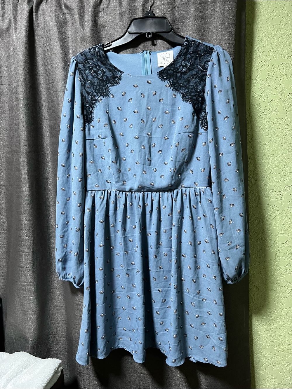 Anthropologie KIT & SKY Fan Print Lace Dress Blue Tie Back